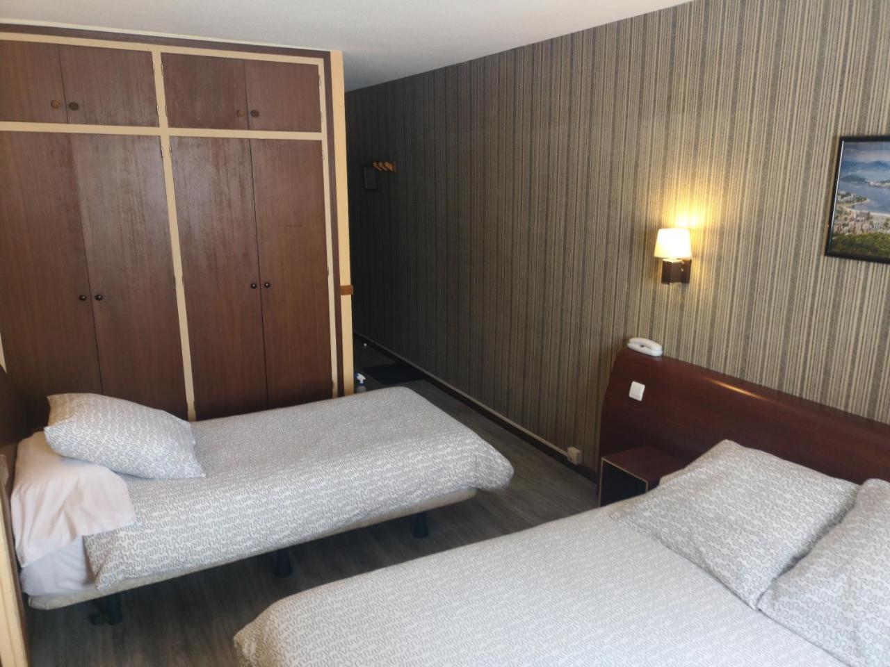 Hotel Copacabana パス・デ・ラ・カサ エクステリア 写真