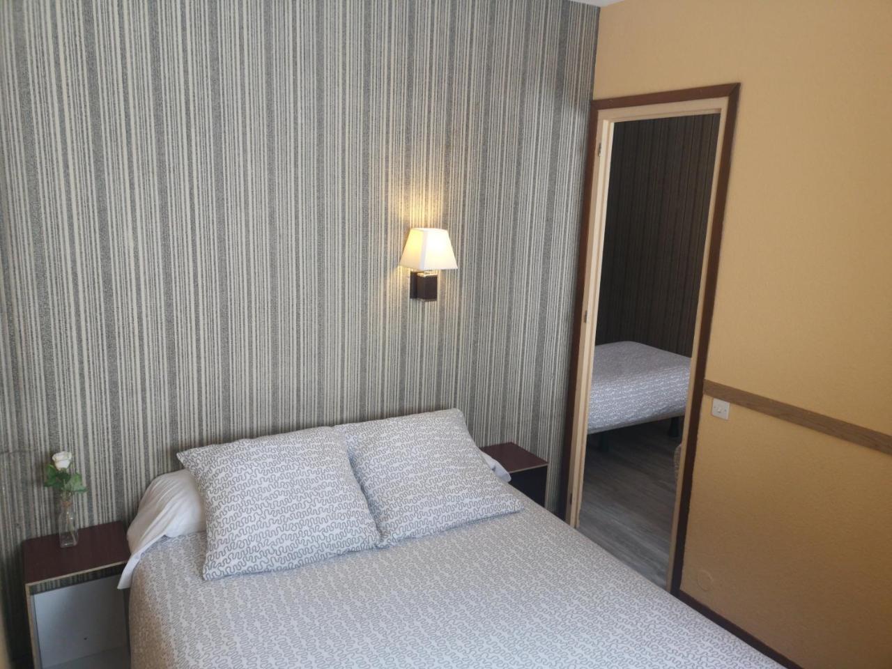 Hotel Copacabana パス・デ・ラ・カサ エクステリア 写真